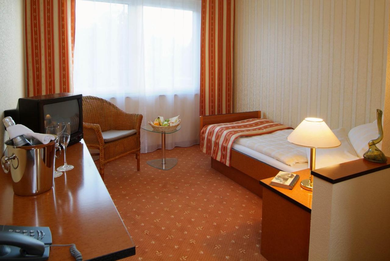 Parkhotel Nieheim Room photo