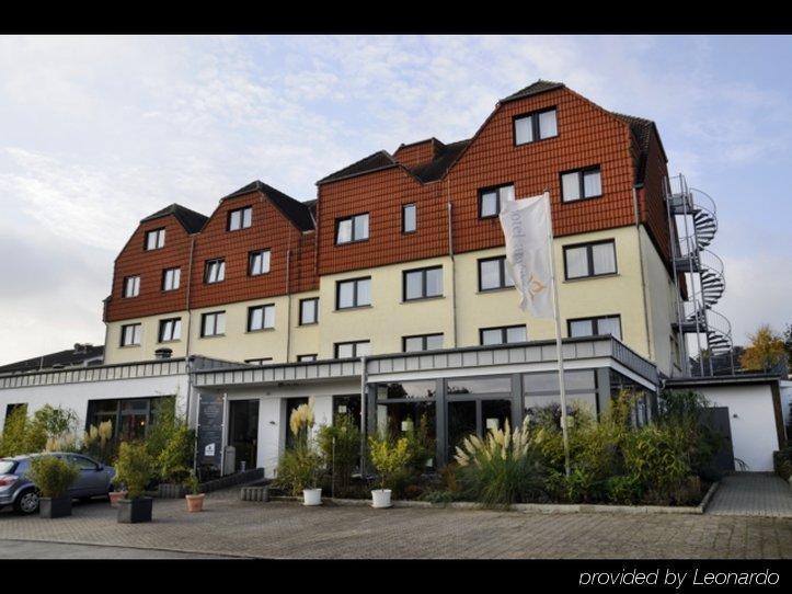 Parkhotel Nieheim Exterior photo